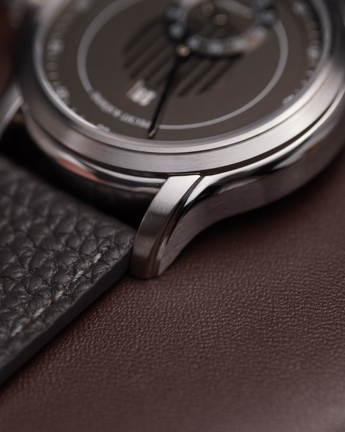 Specht & Söhne SP2652A Jump Hour Automatic
